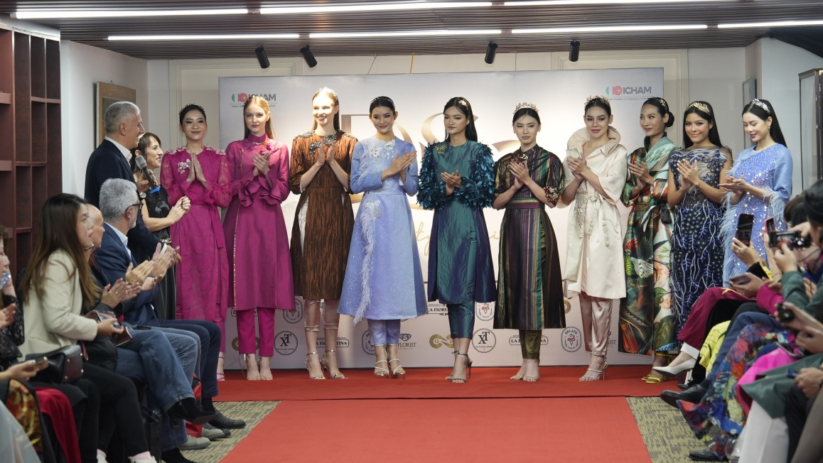 Italian designer modernises Vietnamese dress Ao Dai